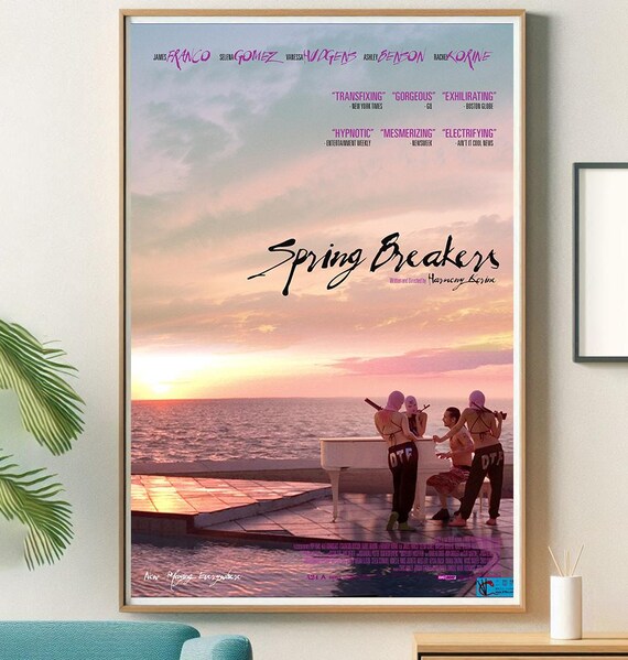 スプリング・ブレイカーズ映画ポスター：ヴァネッサ・ハジェンズ