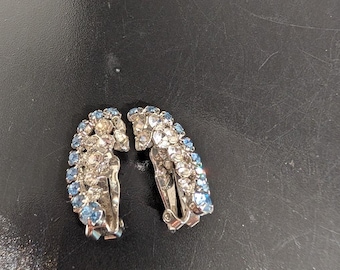 Beautiful Vintage Blue and White Rhinestone Curved  Shape Clip On Earrings