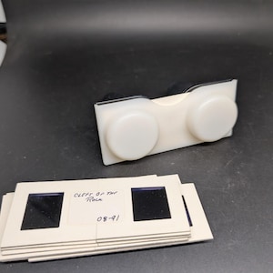 Vintage Radex 3-D  Slide Viewer with 10 Slides