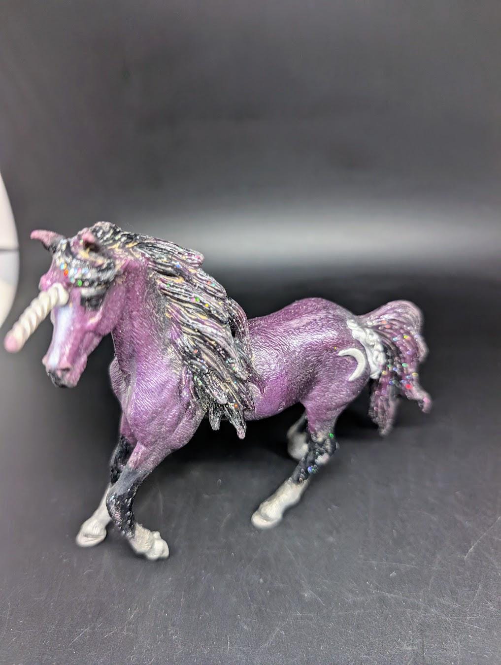 Licorne de lune, étalon | La Jouetterie Licorne de lune, étalon | La Jouetterie