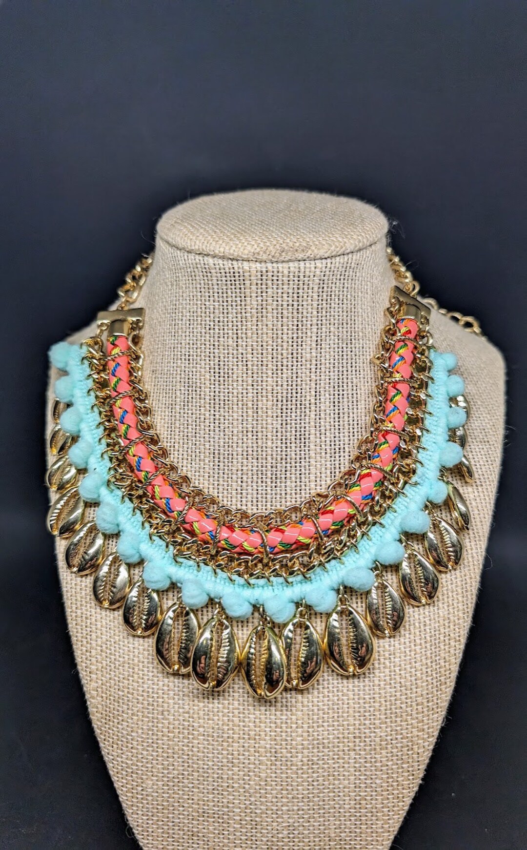 Lilly Pulitzer Sparkling Sands Necklace Gold Shell Blue and Pink