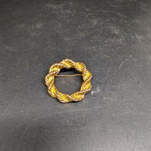 Vintage gedrehte Gold Kreis Pin - Brosche