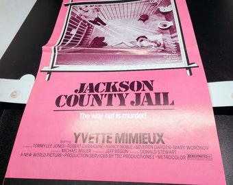 Vintage Jackson County Jail  original 1976 Movie pressbook Yvette Mimieux - Tommy Lee Jones
