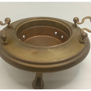 Vintage antiek gehamerd koper en messing vuurpot kolenpot pan slangengrepen