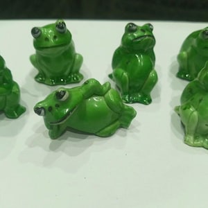 Vintage Frogs Lot Of 6 Hong Kong