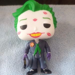 The Joker  Kisses DC  Funko Pop  2016