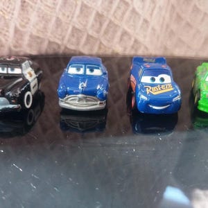 Disney Cars Mini Racers Die-cast Vehicle Sheriff McQueen Doc Mattel 2016