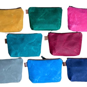 Wasserabweisende Reißverschluss-Tasche aus gewachstem Canvas in kräftigen Farben Handgemachte Tasche | Versandfertig