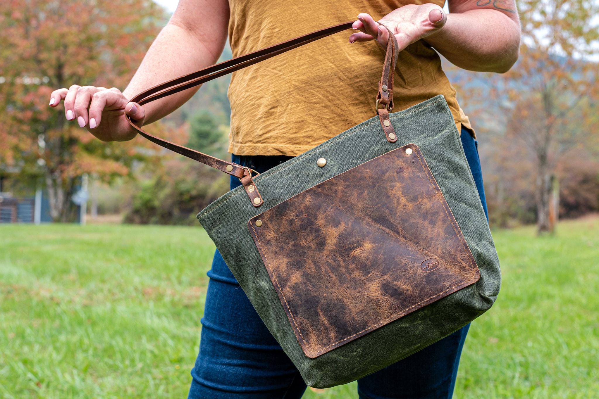 The Classic Waxed Canvas Bag Tote Bag With Leather Pocket Crossbody Bag  MEDIUM Made in USA - Etsy