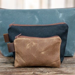 Cartera pequeña impermeable con cremallera de lona encerada hecha a mano / Monedero / Hecho en EE. UU. imagen 6