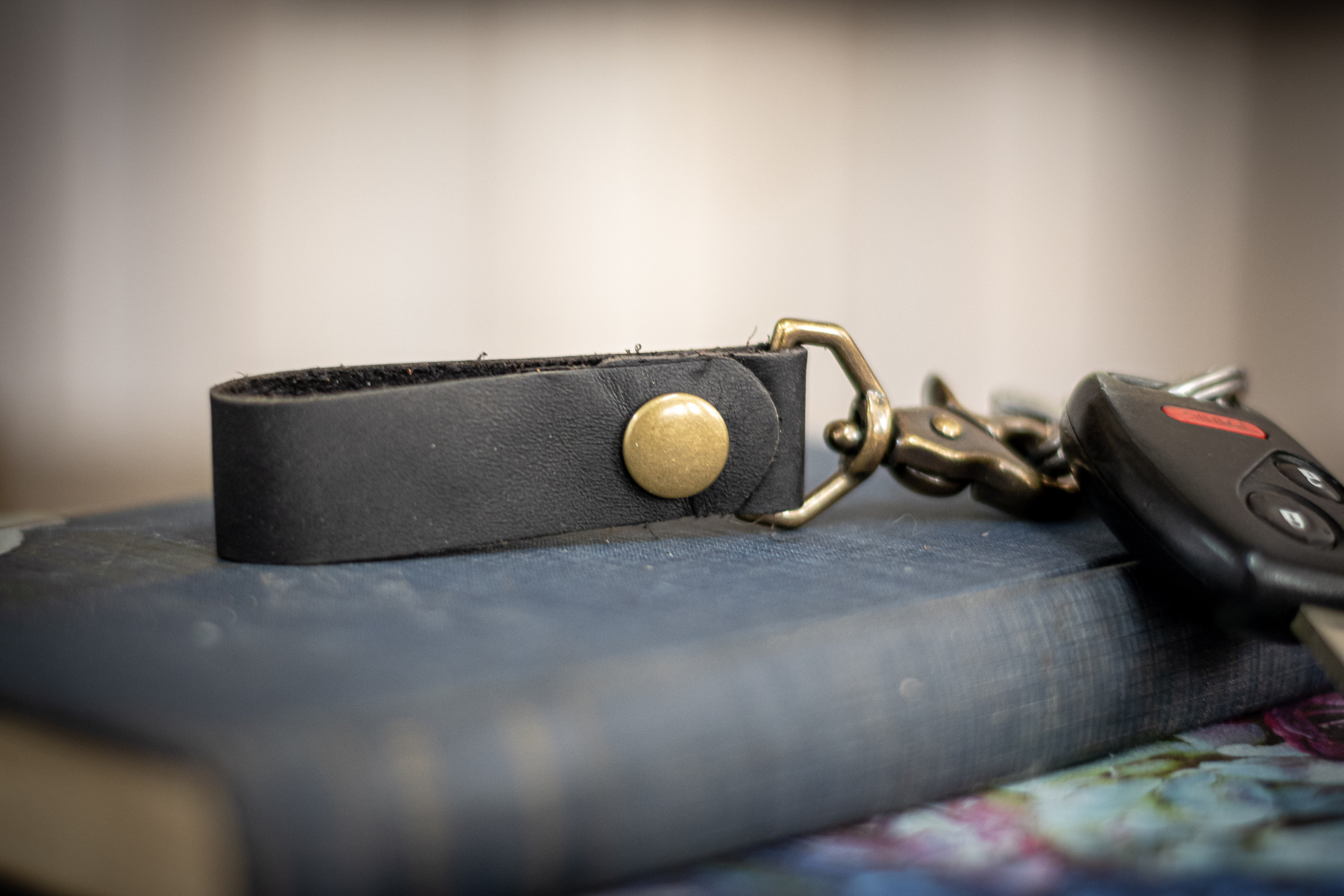 Fashion Leather Key Chain Ring Holder Keyfob Car Keyring Keychain Pendant Gift Fashion Leather Key Chain Ring Holder Keyfob Car Keyring Keychain Pendant Gift