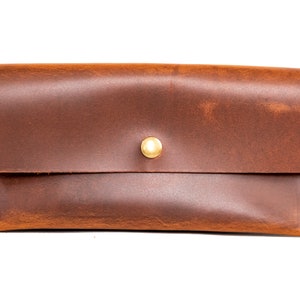 Cartera de cuero artesanal de estilo minimalista, práctica cartera - Fabricada en EE. UU.