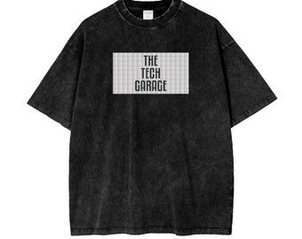 LED-wand | De technische garage | Oversized T-shirt met acid wash