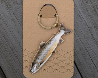 Wooden male Atlantic Salmon Keychain – Fisherman Gift – Custom Engraved Birch Wood Keyring