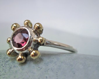 Stunning Red Spinel Sunburst ring - artisan made sterling silver with 18k gold accent spheres - size 6 - 6 1/2