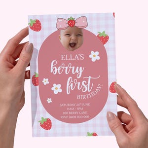Invitación digital personalizada de cumpleaños &quot;Berry First Birthday&quot; - Invitación con foto personalizada para niños