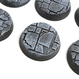 Resin Miniature Bases (28mm)
