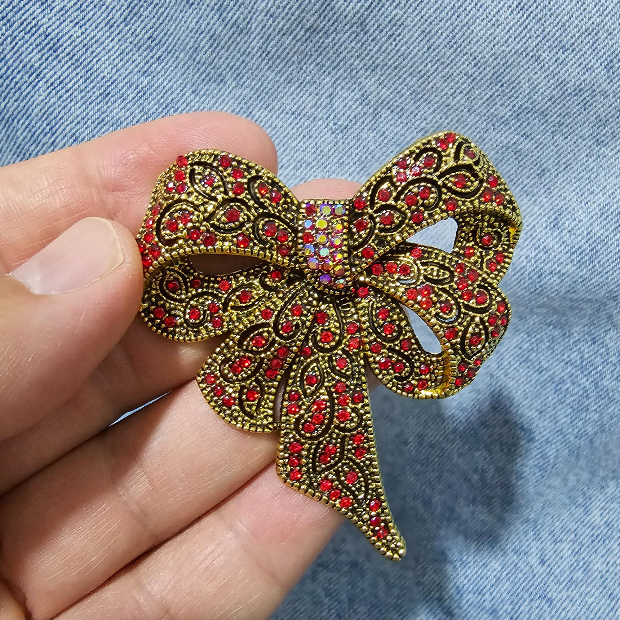 Vintage Rhinestone Bow Brooch: Antique Gold & Ruby Red Pin, DIY Jewelry Craft Supply