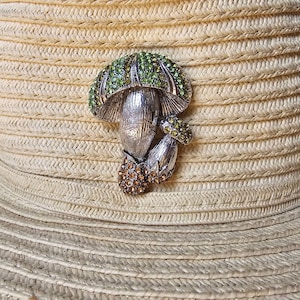 Crystal Mushroom Brooch: Antique Silver Forest Charm