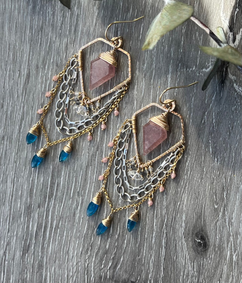 Mixed Metal Statement Earrings, Spring Gemstone Chandelier Earrings, Elegant Earrings, Geometric Earrings for birthday and girlfriend gift imagem 3