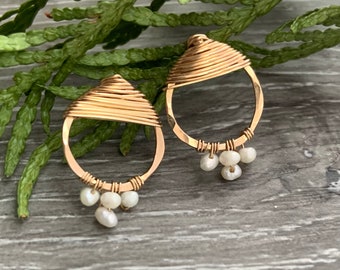 14K Gold Fill & Pearl Stud Earrings, Hammered Gold Earrings, Dainty Teardrop Earrings, Wire Wrapped Jewelry