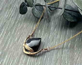 Garnet Leaf Necklace, 14K Gold Fill & Gemstone Necklace, Dainty Crystal Necklace, Stylish Layering Necklace