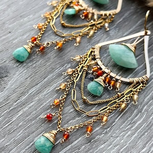 Boho Statement Earrings, Spring Gemstone Chandelier Earrings, Elegant Gold Earrings, Amazonite Earrings for birthday and girlfriend gift imagem 1