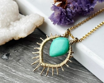 Chrysoprase and 14k Gold Filled Sunburst, Dainty Crystal Wire Wrapped Gemstone Necklace to Gift to Wife, Girlfriend, Mom for Birthday