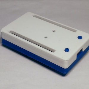 ESP32D Case - Breadboard compatible