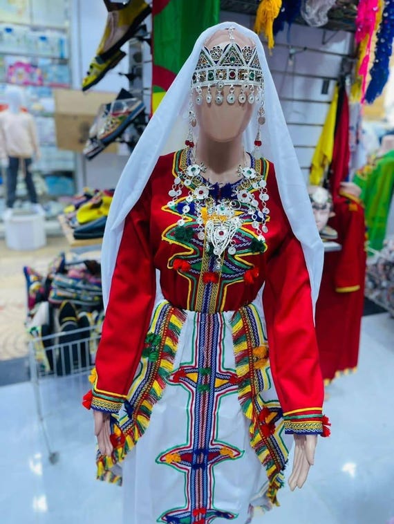 アマジグ・ベルベル人女性用ドレスアンサンブル、手作りベルベル服