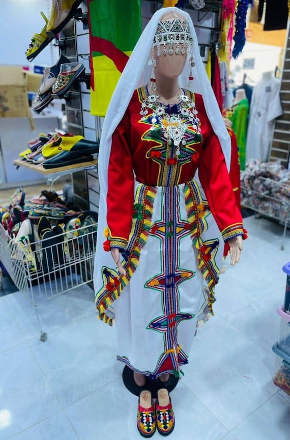 アマジグ・ベルベル人女性用ドレスアンサンブル、手作りベルベル服