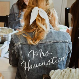 Embroidered Bride Denim Jacket, Bride Jean Jacket, Future Mrs Jacket, Custom Denim Jacket, Wedding Jean Jacket, Wedding Gift, ESE022.B.N.C