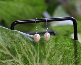 Pink Freshwater Pearl Earrings, Pearl Dangle Earrings, Hypoallergenic Earrings, Pink Pearl Jewelry, Dainty Pearl Earrings, Gift for Her