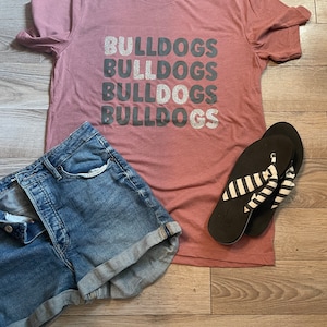 Spirit Shirt, Mascot Shirt, School Shirt, Teacher Gift, Student Gift, Vinyl Shirt, Bulldogs, Glitter Vinyl, Glitter T-shirt.