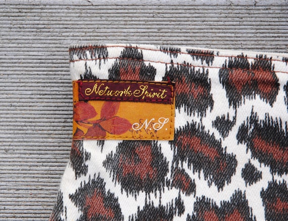 80s Network leopard print skirt, high waist, heav… - image 3