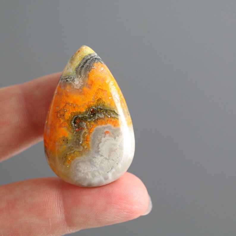 Jasper Bead Cabachon 38mm Bumble Bee Jasper