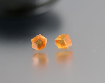 Spessartite Garnet Small Nuggets - No Hole - Spessartite Garnet - Natural Nigerian Crystal Pair