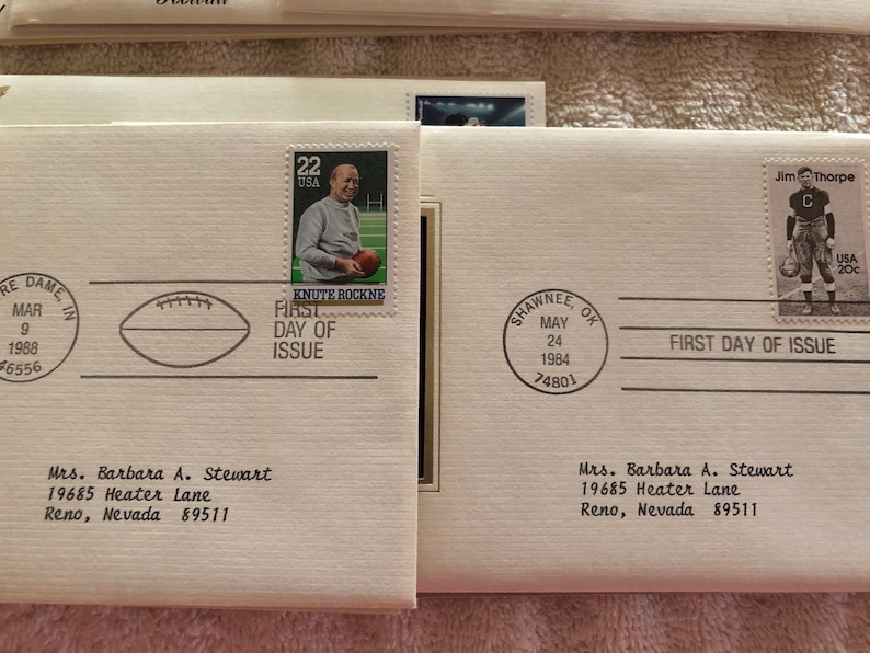 Jackie Robinson Jim Thorpe Knute Rockne Casey Lot 9 USPS postage collectibles stampenvelopegold tone replica Green Bay Packers