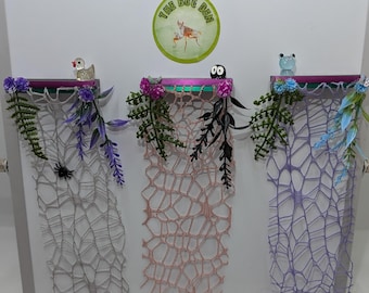 Jumping spider magnetic ledge. Ladder, Platform, climbing rope. Mantis. 3D printed enclosure decor. Pink and green colour PLA