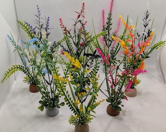 Flower display for Jumping spider, tarantula, Praying Mantis, invert, artificial plant, flower, display, enclosure decor