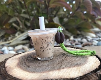 Adorno de café helado: Dije de grano de café, relleno de calcetín navideño