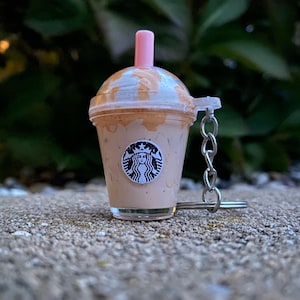 CARAMEL LATTE COFFEE, liquid caramel macchiato latte keychain, liquid keychain, Caramel coffee keychain