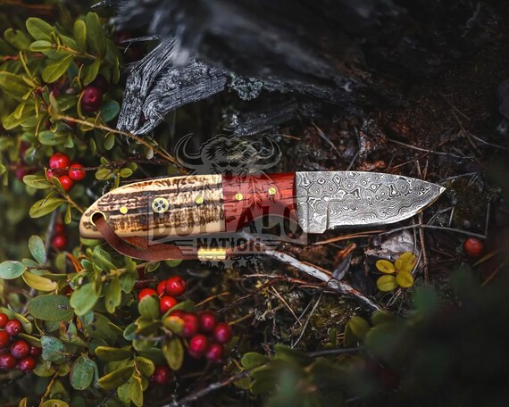 Handgefertigtes Damast-Stiermesser Mit Knochengriff – Cowboy-Messer Inkl. Lederscheide