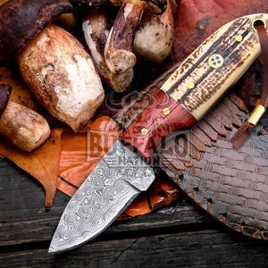 Damaskus Stier Kuttermesser: Handgefertigtes Cowboy Jagdmesser