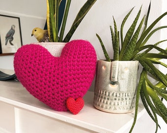 3D decorative heart crochet pattern