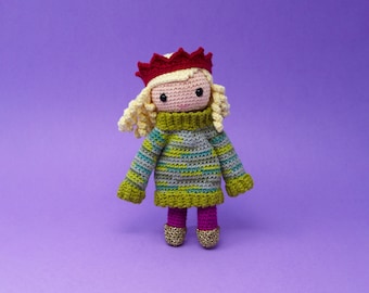 Christmas doll amigurumi crochet pattern