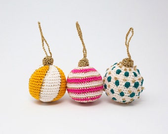 Trio of Baubles crochet pattern