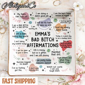 Bad Bitch Affirmationen Ring | Benutzerdefinierte Name schwören Schmucktablett | Lustiges Geschenk für sie, lustiges Geschenk