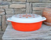 Vintage Pyrex Friendship Oval Casserole 045