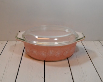 Pyrex Pink Daisy Oval Casserole #043 with Lid